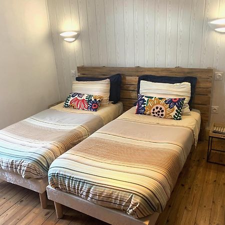 Appartement La cremaillère à Huriel Extérieur photo