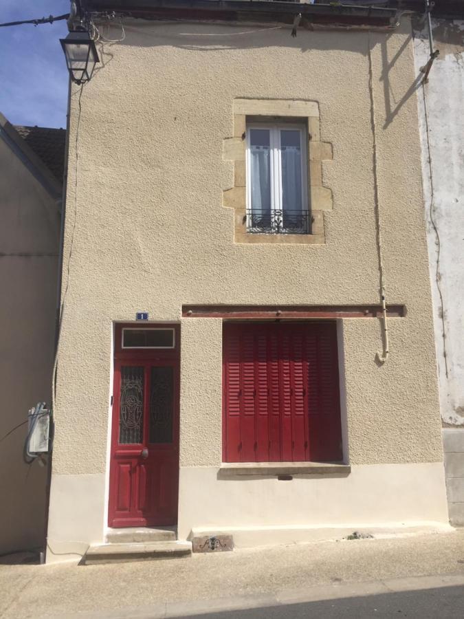 Appartement La cremaillère à Huriel Extérieur photo